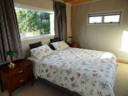 King Bed Room - Ridgeland Farmstay Whangarei Heads NZ